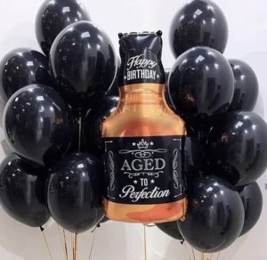 Черный набор из воздушных шаров «Чашечка виски»
