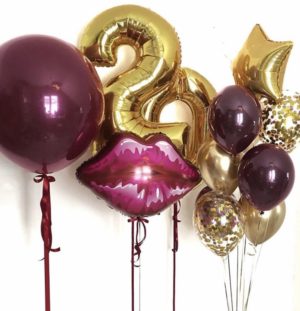 Оформление шарами на день рождения 20 лет – «Вишневые губы»