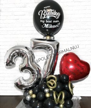 Фантазийный набор воздушных шариков на день рождения 37 лет – «Ты — мое сердце»
