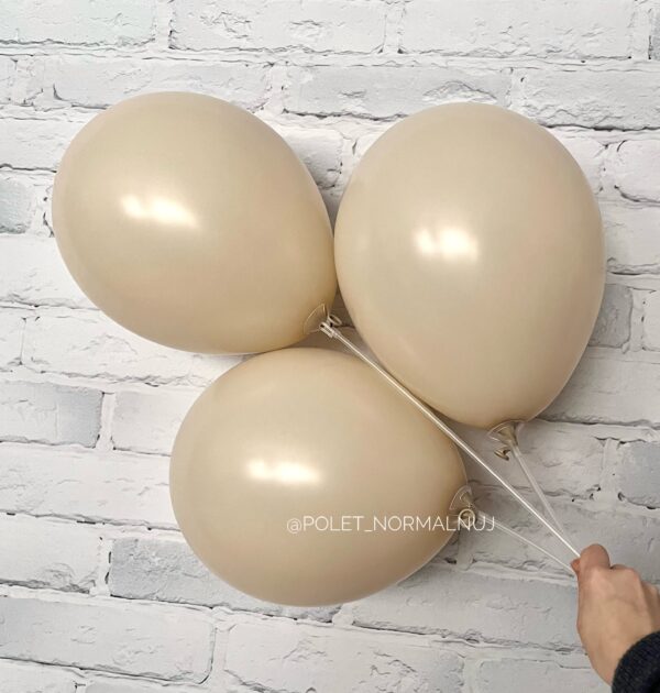 Воздушный шар под потолок для взрослых и детей «Бежевый» 35 см