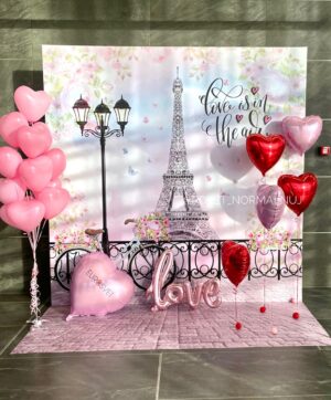 Фотозона с воздушными шарами «Романтичный Париж» для оформления праздника