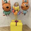 Коробка с  шариками и героями «Три Кота»
